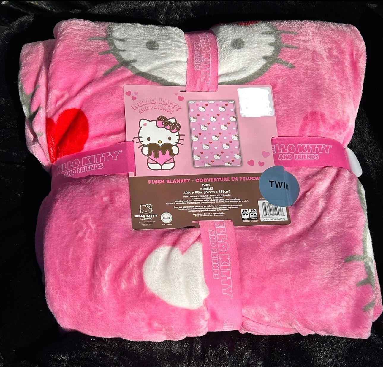 Twin Hello Kitty Hearts Blanket