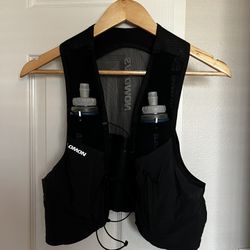 Salomon Hydration Vest Size xl