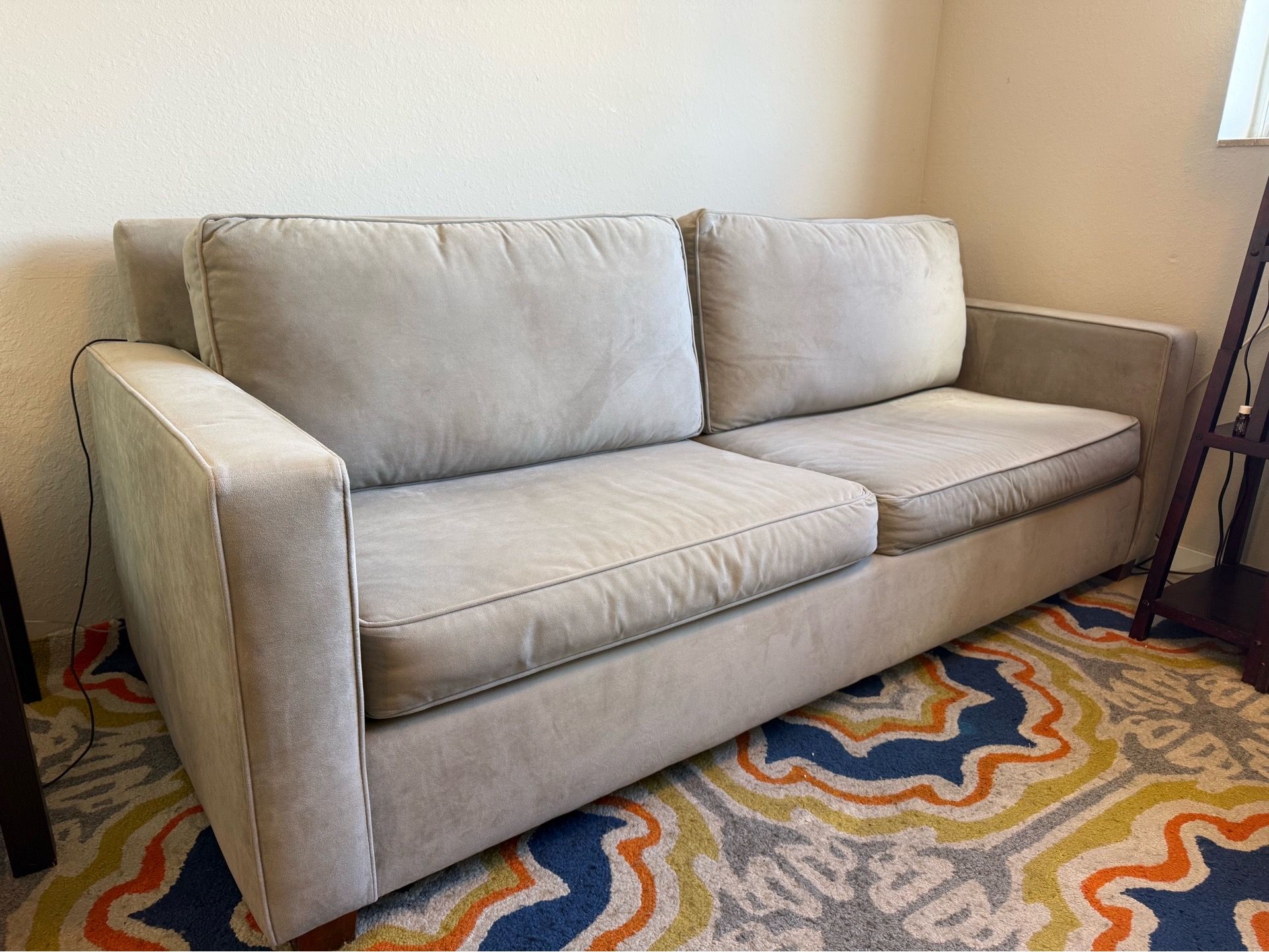 Sofa in excellent condition