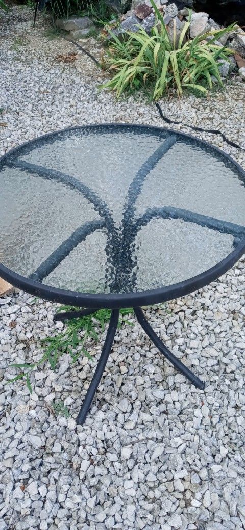 Outdoor Round Table 36"