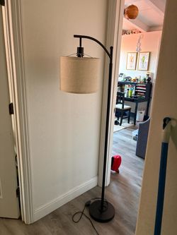 Black Standing Lamp