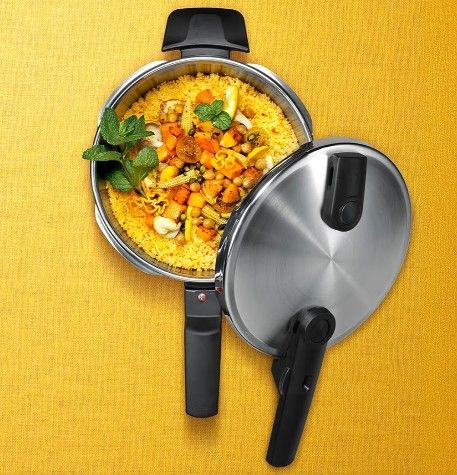 Fissler Vitaquick Premium Pressure Frying Pan (2.5 L, Diameter 22 cm) Stainless Steel Pressure Cooker, 2 Cooking Levels, Made in Germany, Induction, S