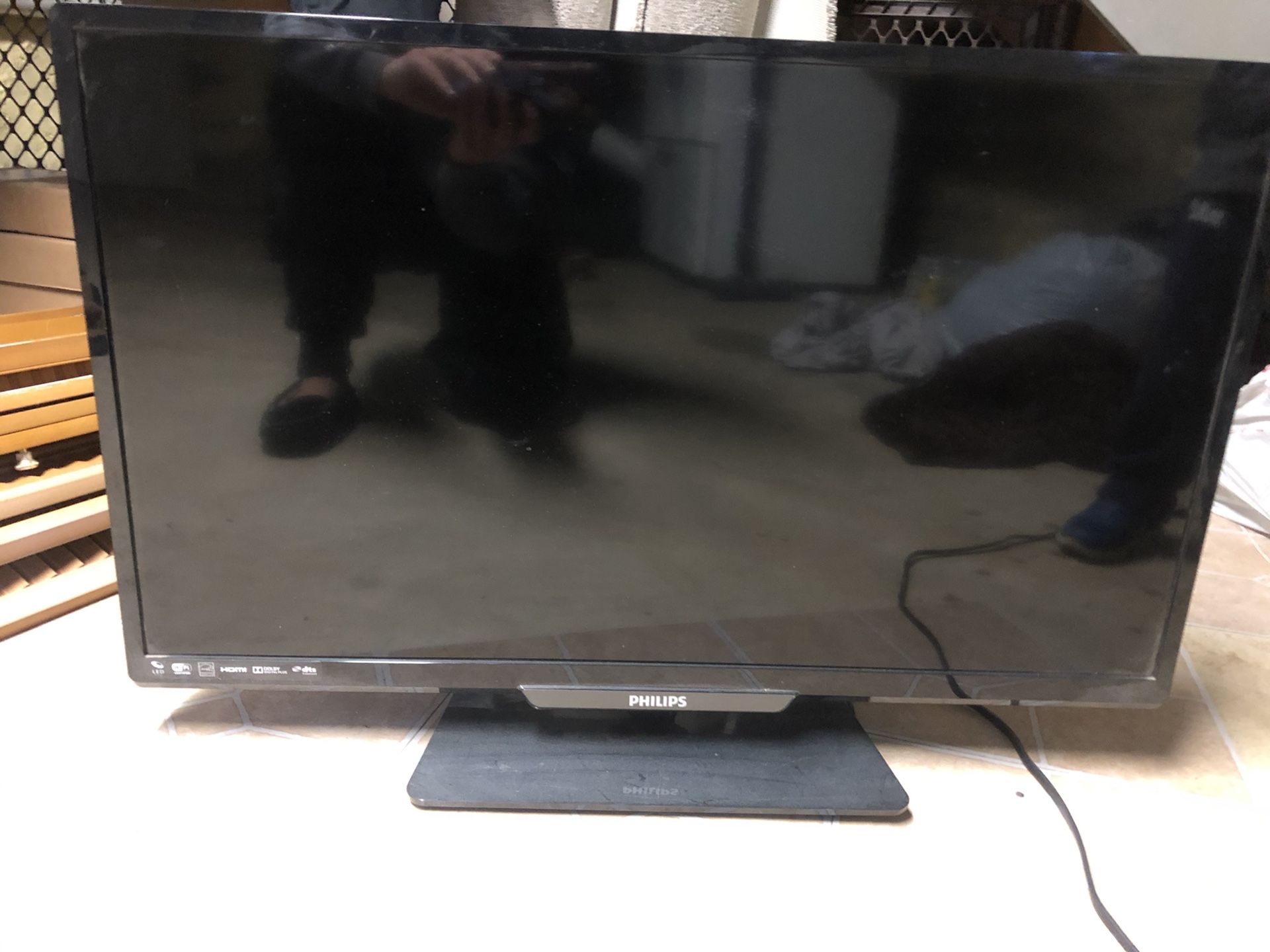 32” Phillips TV