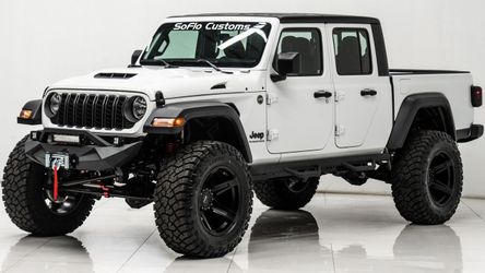 2025 Jeep Gladiator