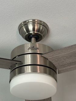 Hunter 52 inch Celing Fan with Light and Remote