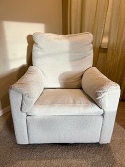 Pottery Barn Kids Dream Swivel Glider Recliner