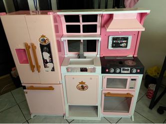 Princess play kitchen