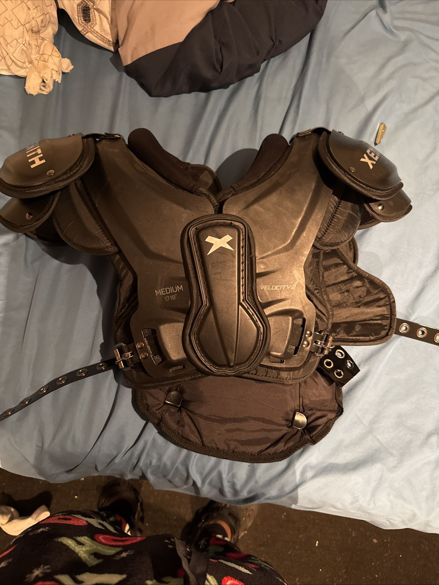 Xzenith shoulder pads 