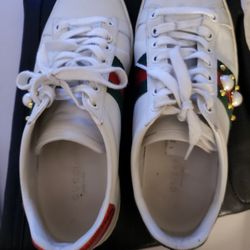 Authentic Gucci Women Sneaker Size 6