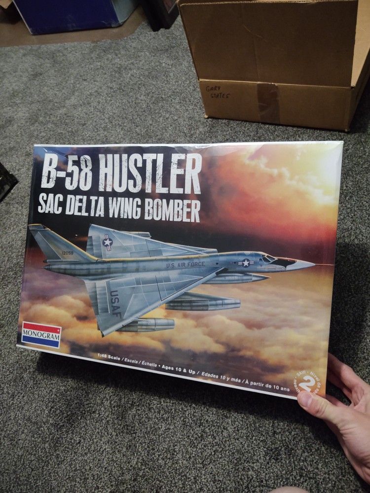 Plastic Model Kit B-58 Hustler