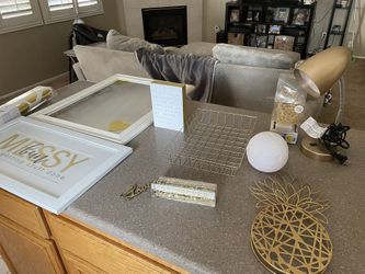 Gold and White Room Accents