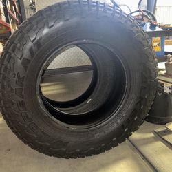 Falken Wild peak AT3 275/70R18