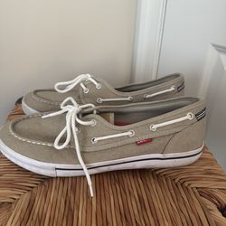 Men’s Levi's Tan Canvas Deck Shoes with White Laces size 10
