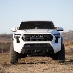 24-25 Toyota Trd Grill Tacoma Brand New