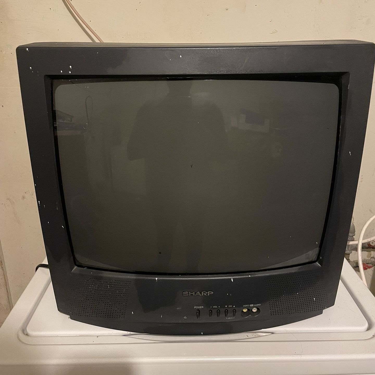 Sharp 19” Inch Retro Gaming Tv/ Model 19R-M100 for Sale in Houston
