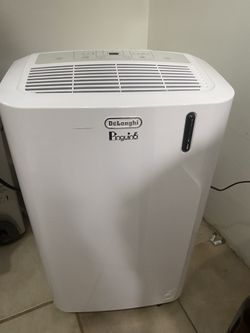 Delonghi Portable AC unit like new $180