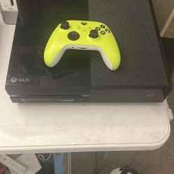  Xbox1 With Highlighter Controller