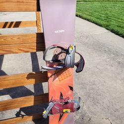 Snow Board Men's 148 With Bindings 