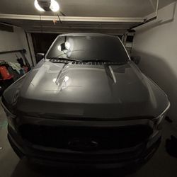 Windshield (tint) 
