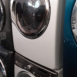 This Washer And Has Dryer Set For $720