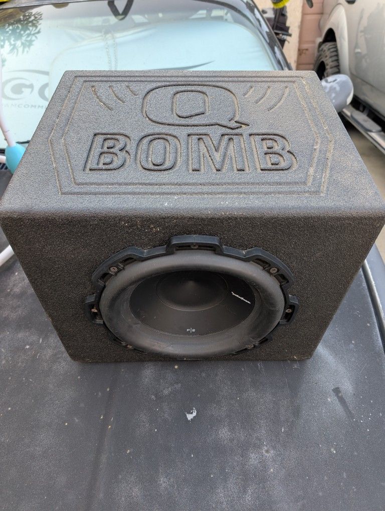 ROCKFORD FOSGATE 10 IN SUB (WITH BOX)