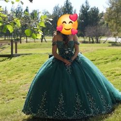 Vestido y crinolina se reventó de la manguita