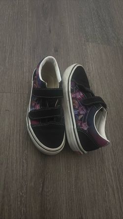K-pop vans