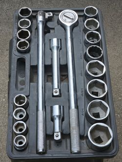 3/4" Drive Socket Set in Grate Working Condition