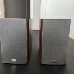 Two Onkyo D-N3XA Speakers 