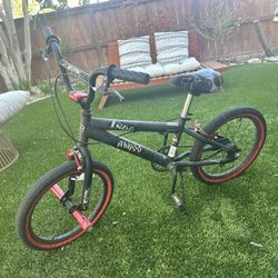 18" Kent Bicycle Abyss Freestyle BMX Bicycle 