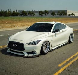 Brand new Carbon side skirts