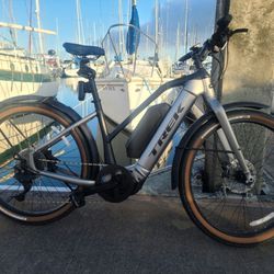 Trek Allant+ 8s Stagger