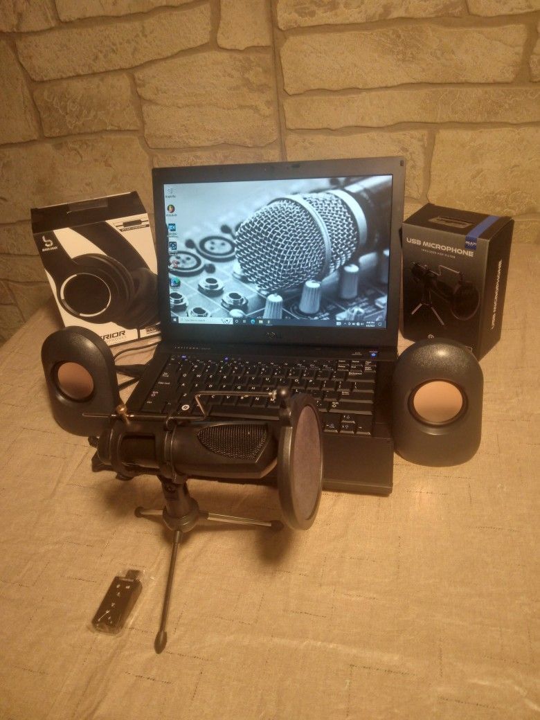 Laptop Recording Studio/w FL Studio 20, Video Edit, Mic & Headphones Complete!