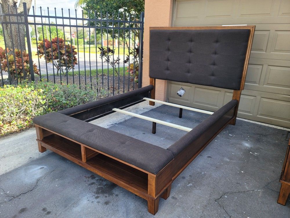 REAL WOOD ASHLEY FURNITURE QUEEN SIZE BED FRAME (ATTACHED FOOTBORD
