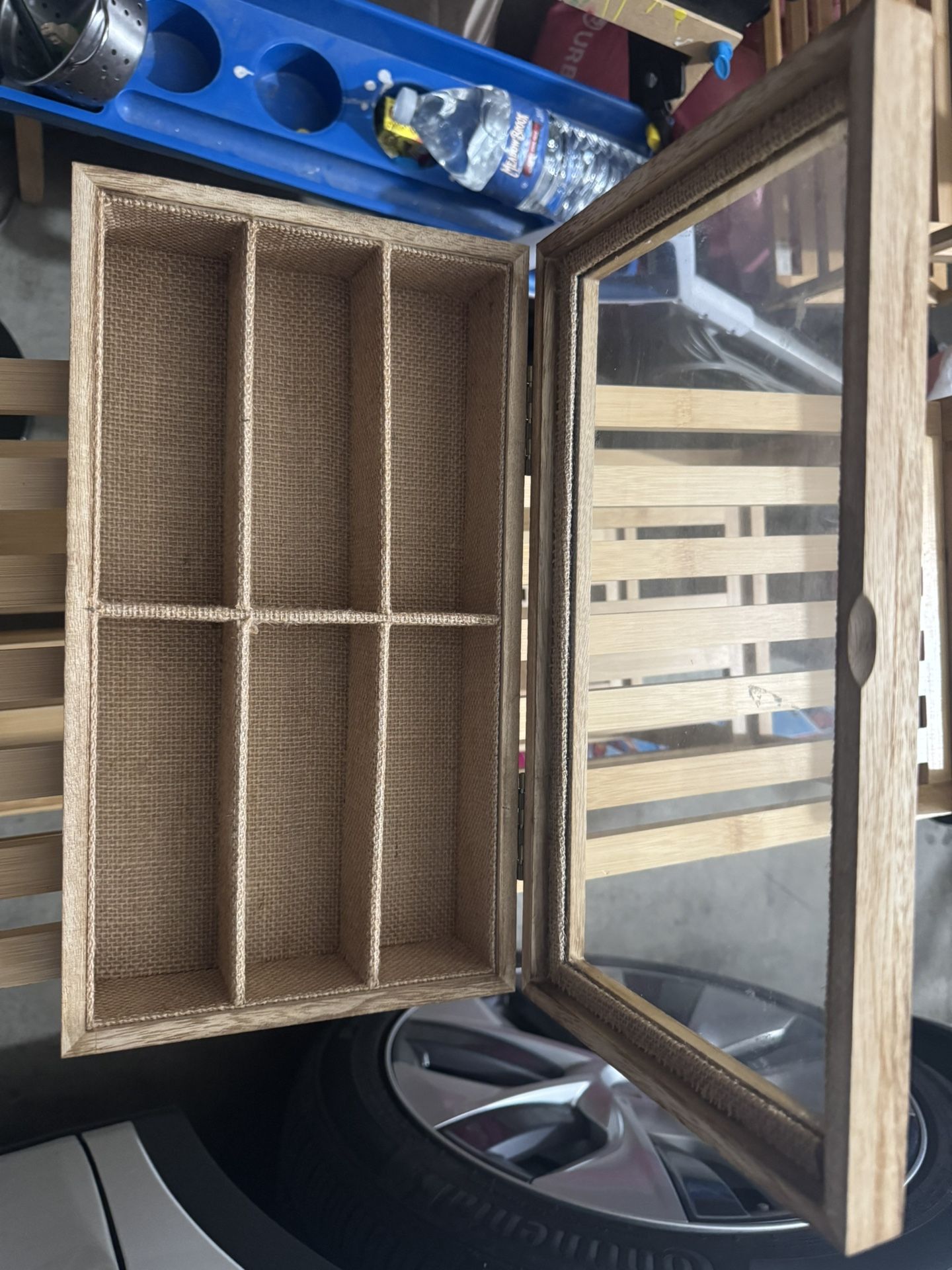 Storage box