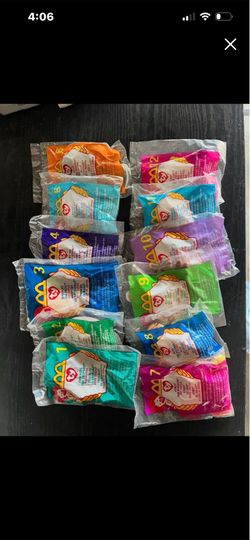12 new 1999 Tennie Bennie Babies Complete set still in the pack