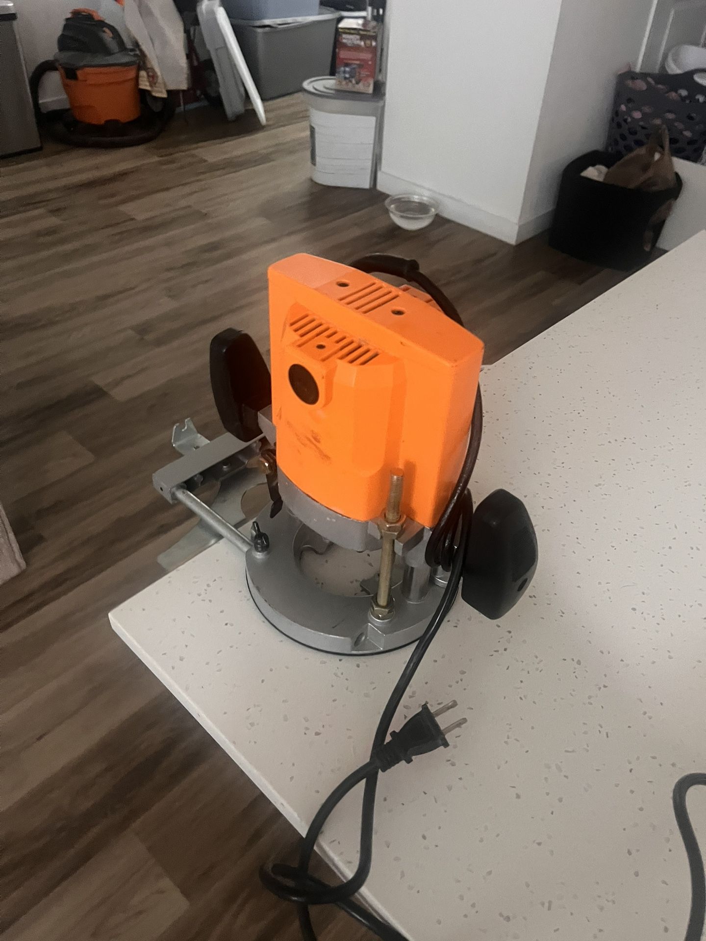 Plunge Router