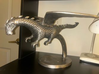 Very Cool Metal Dragon Figure