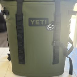 YETI Hopper M20 Backpack Cooler