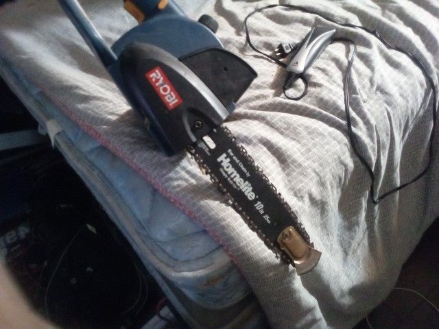 Ryobi Saw