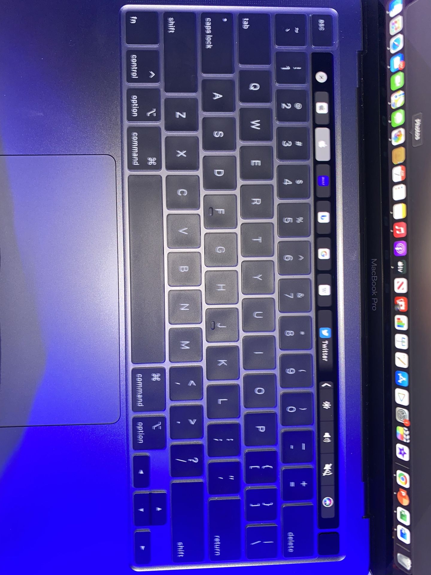 MacBook Pro 2020 13 Inch