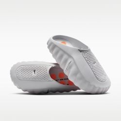 Nike Mind 001 Men’s Pregame Mules Size 11