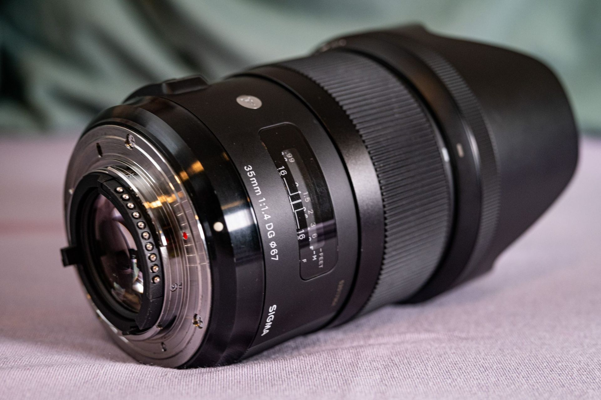 Sigma ART 35mm F1.4 Nikon F-mount Full Frame.