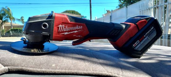 Milwaukee Grinder