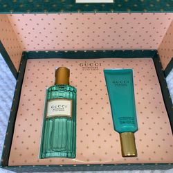 NEW! Gucci Perfume Set! 