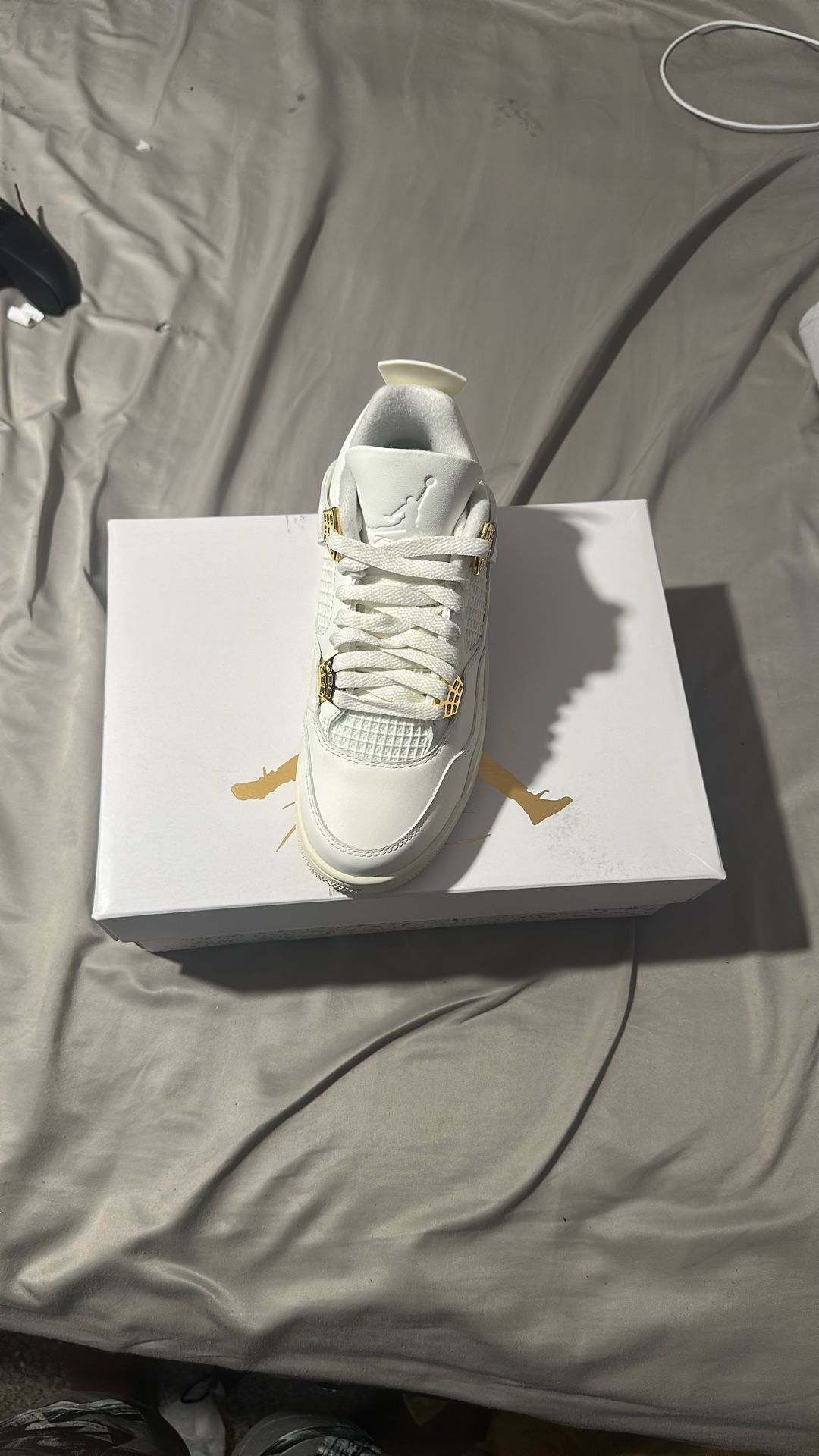 Jordan 4 Retro Metallic Gold