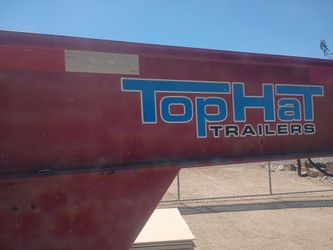 Gooseneck flatbed