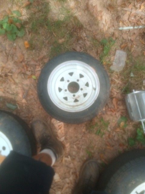 DURO  TRAILER TIRE