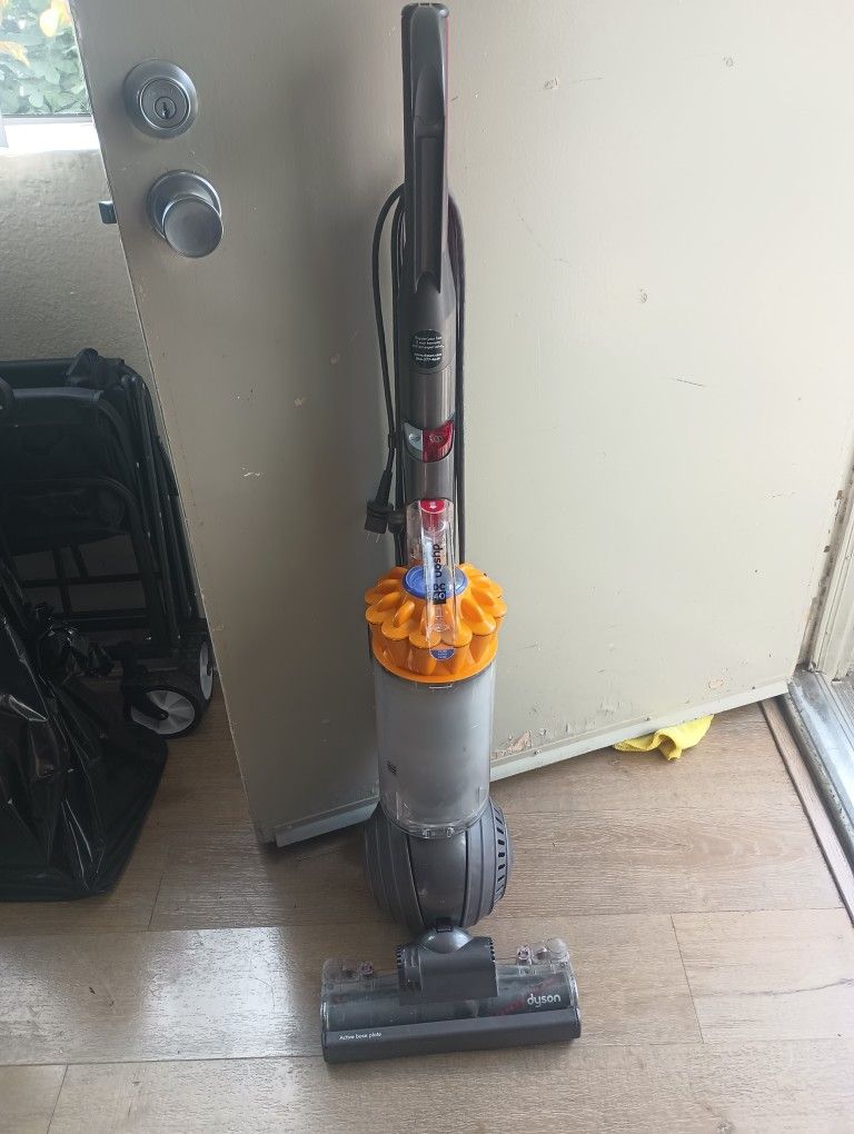 Dyson Vacuum