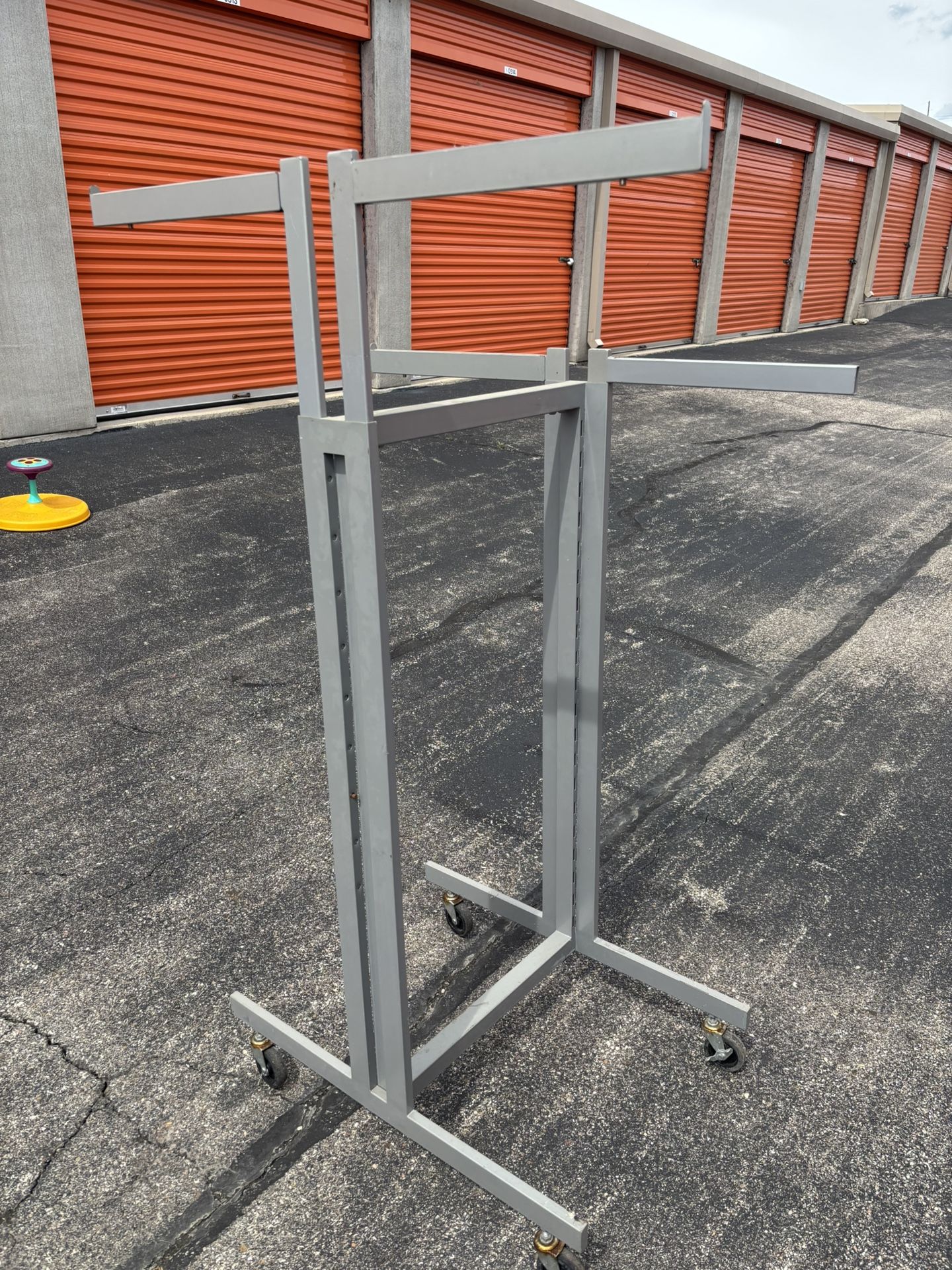 Rolling Garment rack